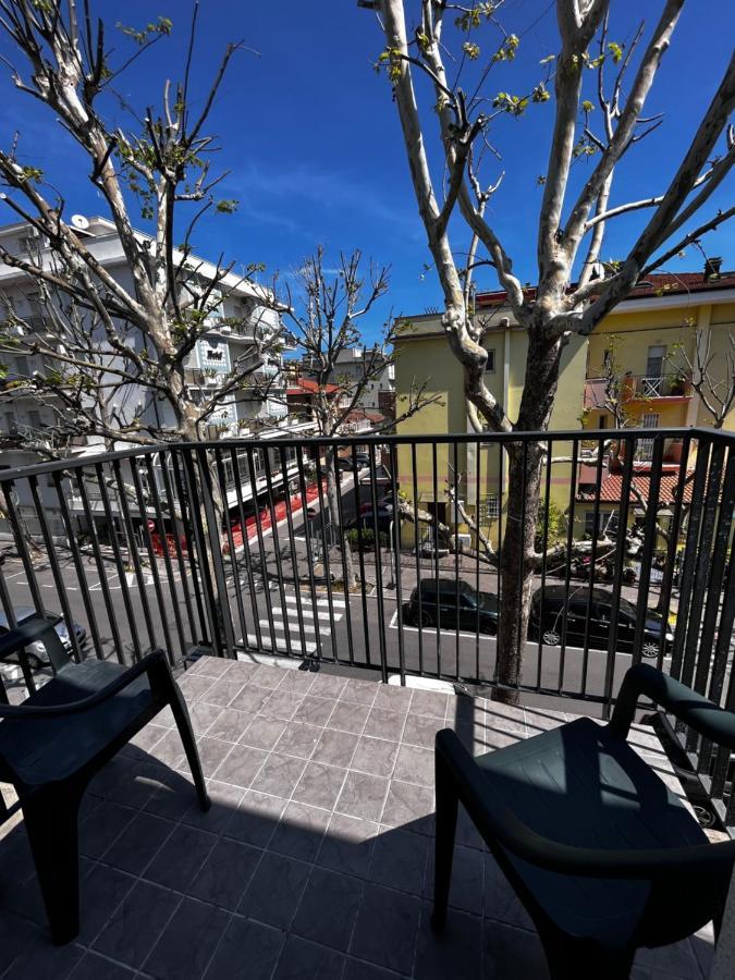 Hotel Morfeo - Young People Hotels (Adults Only) Rimini Exterior photo